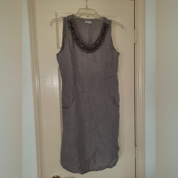 LINA TOMEI Dresses & Skirts - Lina Tomei Womens Dress Size S Gray Linen Stretch Beaded Neckline summer